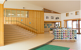 エントランスホール